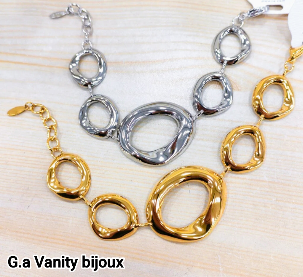 Bracciale elegante a cerchio ondulato